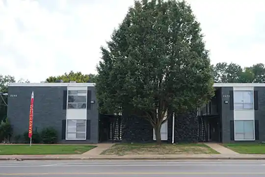 Macon Pointe - Memphis, TN - Photo 5