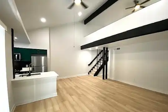 Tramor at Oak Run - Austin, TX - Photo 25