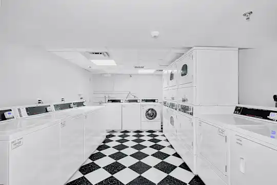 Broadstone Van Dorn - Alexandria, VA - Photo 43