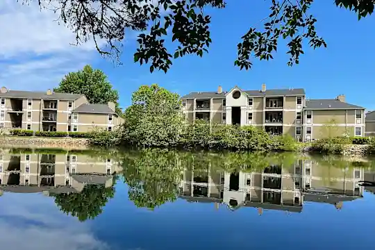 Fox Lake Apartment Homes - Knoxville, TN - Photo 3