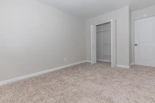 Monroe - Colorado Springs, CO - Photo 6