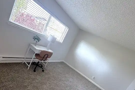 Campbell Plaza Apartments - Campbell, CA - Photo 23