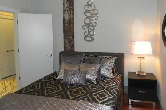 Josephine Lofts - New Orleans, LA - Photo 4