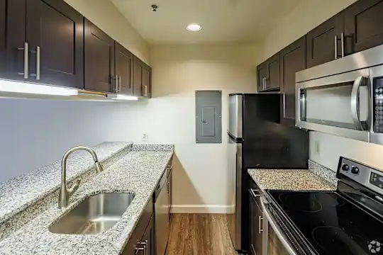 Sail Cloth Factory Apartments - Baltimore, MD - Photo 1
