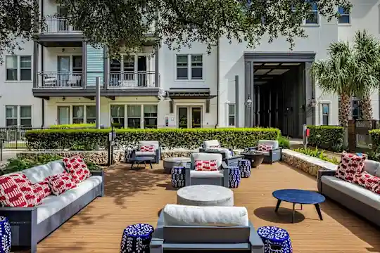 AMLI Lakeline - Austin, TX - Photo 7