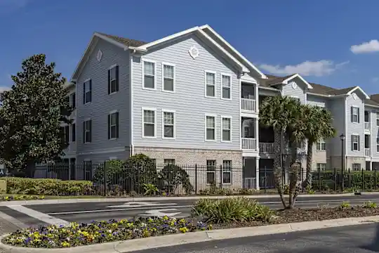 Arelia James Island - Jacksonville, FL - Photo 16