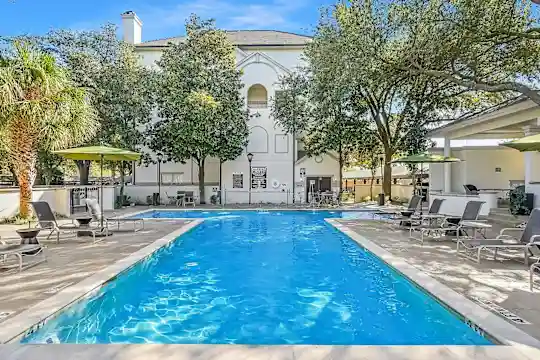 Winsted at White Rock - Dallas, TX - Photo 19