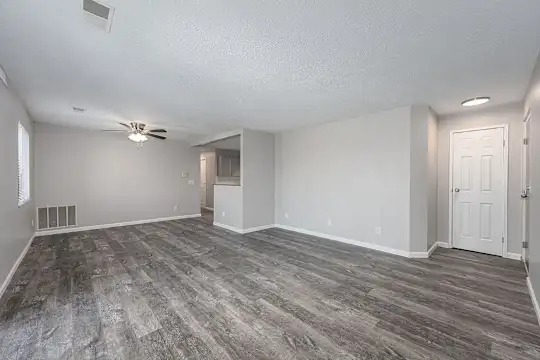 Skyridge Apartment Homes - Cincinnati, OH - Photo 12