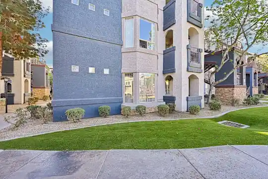 The Villas at Camelback Crossing - Glendale, AZ - Photo 56