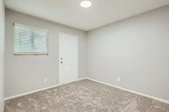 Tree Hills Apartments - Jacksonville, FL - Photo 5