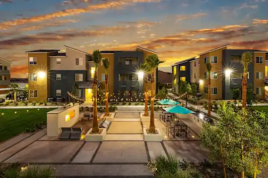 SOLANA APARTMENT HOMES - Las Vegas, NV - Photo 15