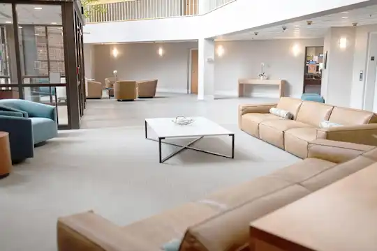 Kensington Place Apartments - Cleveland, OH - Photo 13