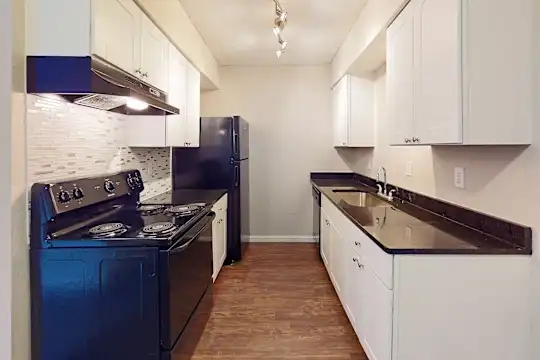 Azure Place Apartments - Memphis, TN - Photo 9