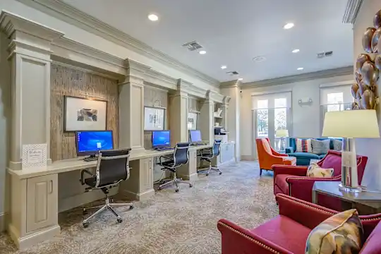 Renaissance at Preston Hollow - Dallas, TX - Photo 28