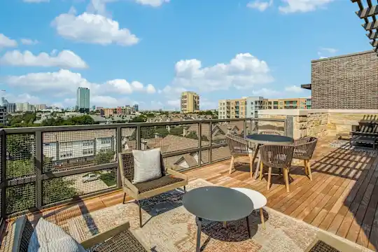 The Hudson - Dallas, TX - Photo 20