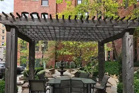 Quality Hill Apartments - Kansas City, MO - Photo 16