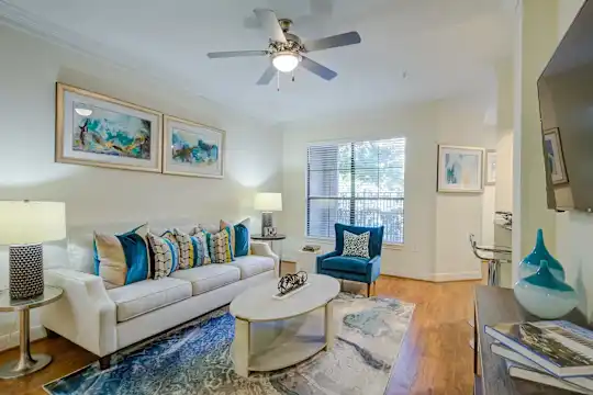 Renaissance at Preston Hollow - Dallas, TX - Photo 4