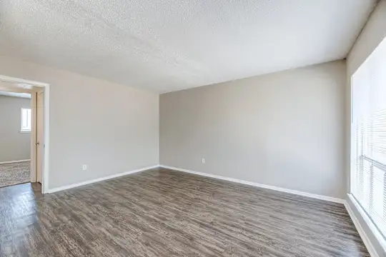 Cherry Creek Apartments - Memphis, TN - Photo 17