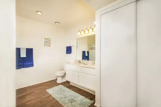 Stonegate Apartments - Riverside, CA - Photo 11