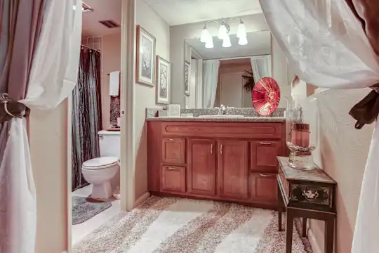 Cypress Trace Apartments - New Orleans, LA - Photo 9