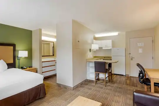 Furnished Studio - Memphis - Germantown - Memphis, TN - Photo 13