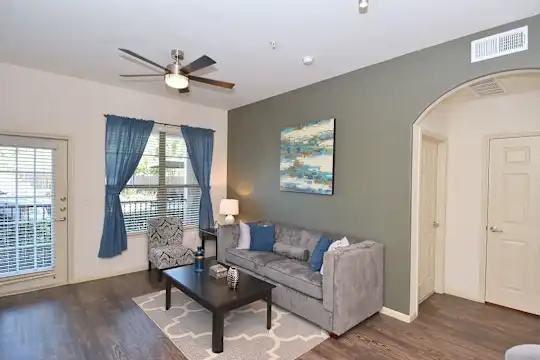 Midtown Grove - Houston, TX - Photo 3