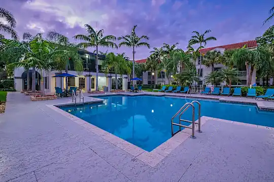 10X Port Royale - Fort Lauderdale, FL - Photo 10