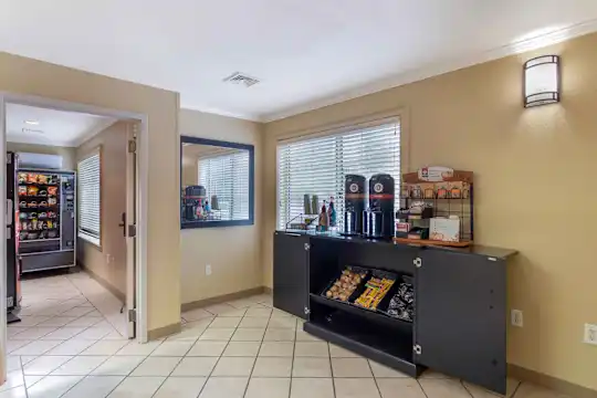 Furnished Studio - Memphis - Airport - Memphis, TN - Photo 6
