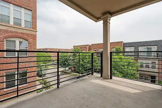 Harrison Park Apartments - Columbus, OH - Photo 32