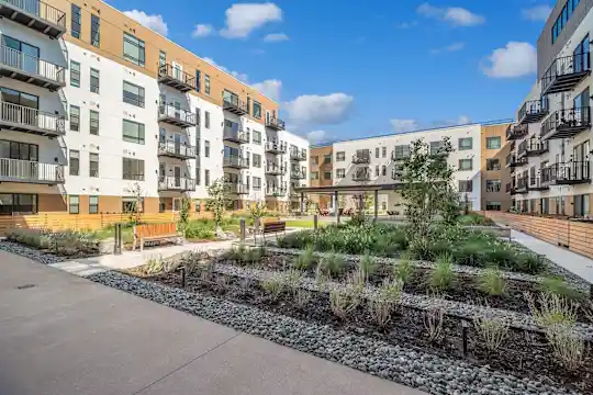 AMLI Broadway Park - Denver, CO - Photo 14
