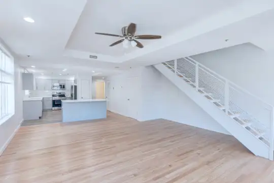 Angell/Thayer Street Apartments - Providence, RI - Photo 4