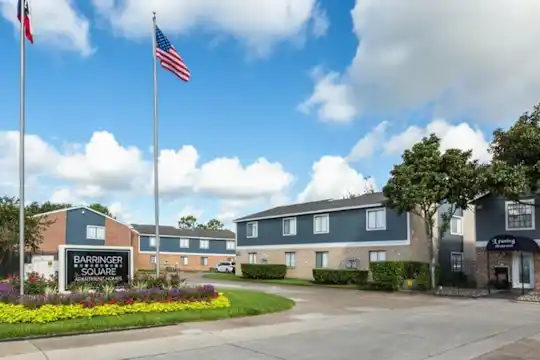 Barringer Square - Webster, TX - Photo 38