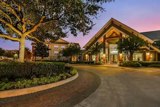 Yorktown Crossing - Houston, TX - Photo 1