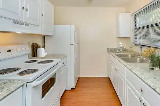 Southwest Villas - Jacksonville, FL - Photo 4