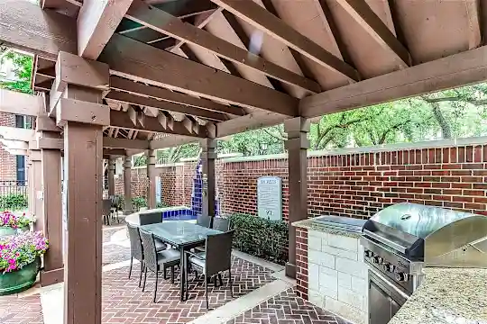 The Caruth Premier Townhome Apartments - Dallas, TX - Photo 26