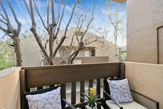 Plum Orchard Apartments - San Jose, CA - Photo 33
