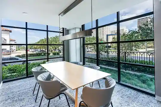 Modera Waugh - Houston, TX - Photo 17