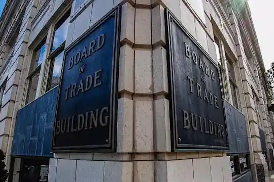 Board of Trade Lofts - Kansas City, MO - Photo 1