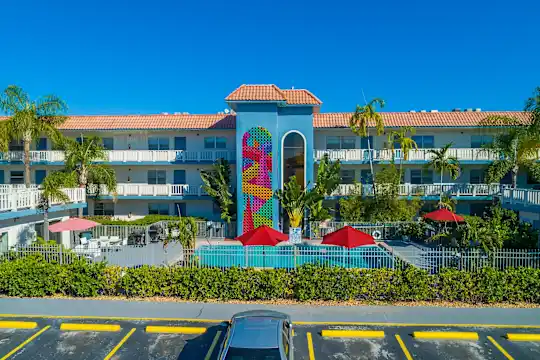 Apex Residence - Fort Lauderdale, FL - Photo 1