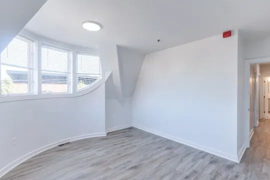 Angell/Thayer Street Apartments - Providence, RI - Photo 13