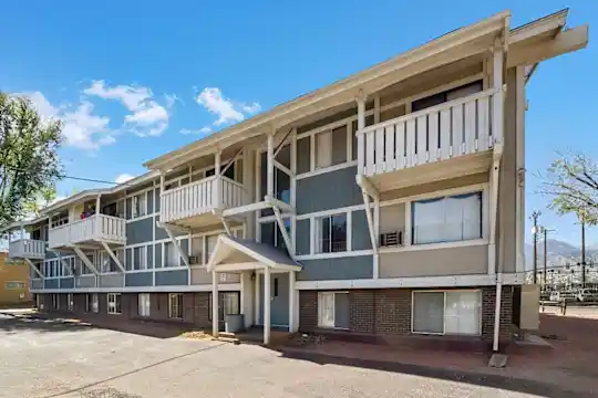 Meadows Pointe - Colorado Springs, CO - Photo 20
