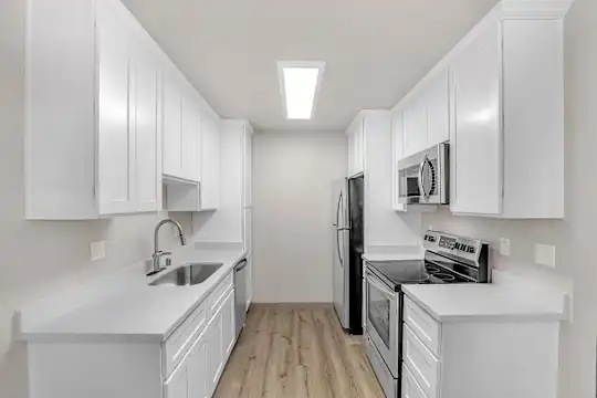 River Walk Apartments - Campbell, CA - Photo 1