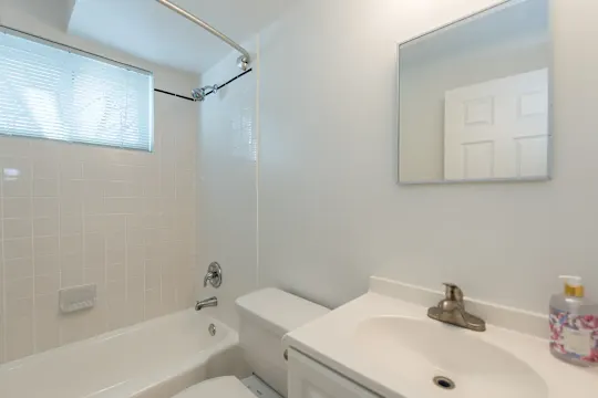 Mason Avenue Apartments - Alexandria, VA - Photo 18