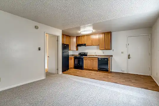 Hills - Colorado Springs, CO - Photo 14