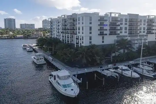 Emera Port Royale - Fort Lauderdale, FL - Photo 55