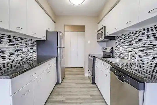 Wellshire - Denver, CO - Photo 30