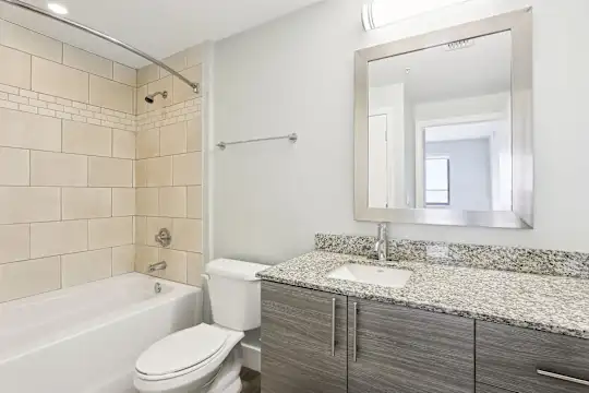 The Queue Apartments - Fort Lauderdale, FL - Photo 29