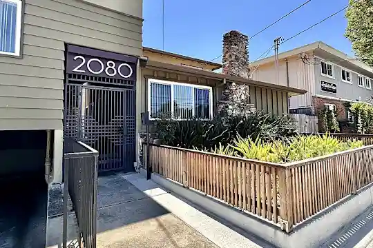 2080 Fruitdale Ave - San Jose, CA - Photo 1