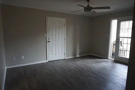Brentwood Apartments - Memphis, TN - Photo 13