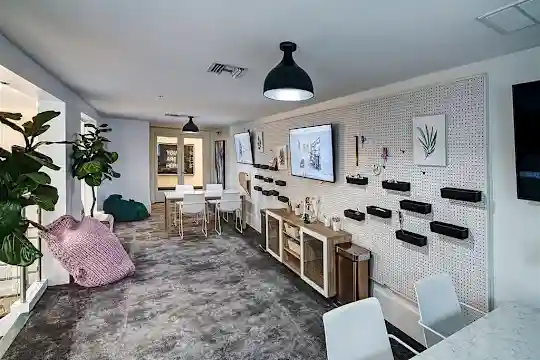 Solmar on Sixth - Fort Lauderdale, FL - Photo 21